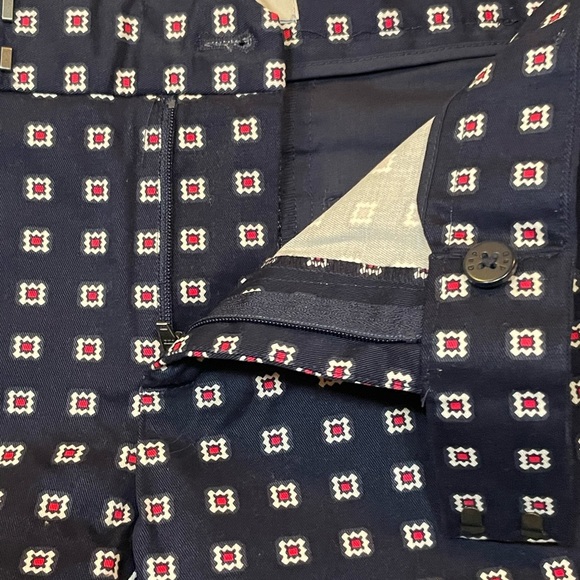 GAP Slim Cropped Navy and With White & Red Blocks Cropped Pants, NWOT Sz 0 - Picture 4 of 11